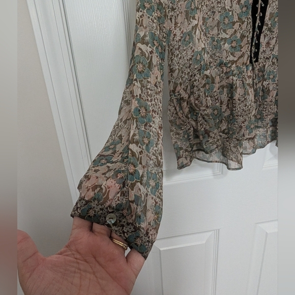 Zara, Medium, Floral Lace Up Peplum‎ Blouse, Long Sleeve, Bohemian, Sheer - Picture 5 of 6